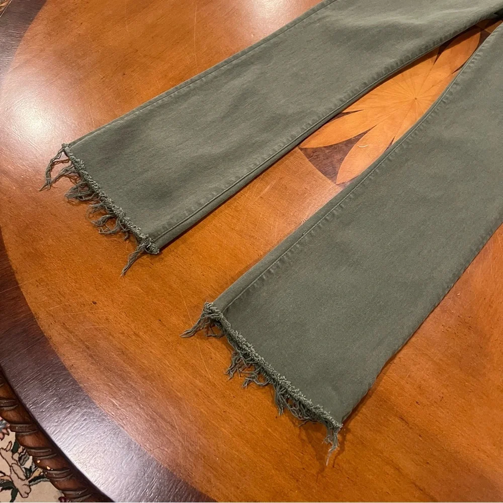 MOTHER‎ Women’s The Hustler Ankle Fray Olive Green 25 High-Rise Raw Hem Flare